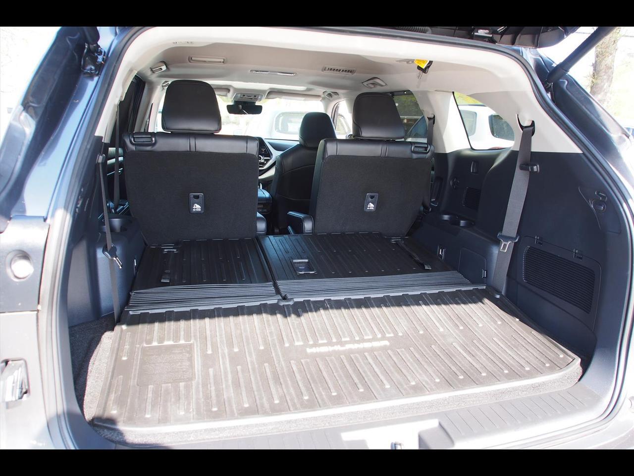 2025 Toyota Highlander Hybrid XLE