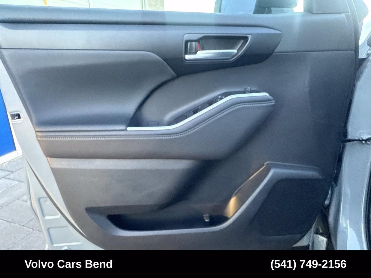 2025 Toyota Highlander Hybrid XLE Bend OR