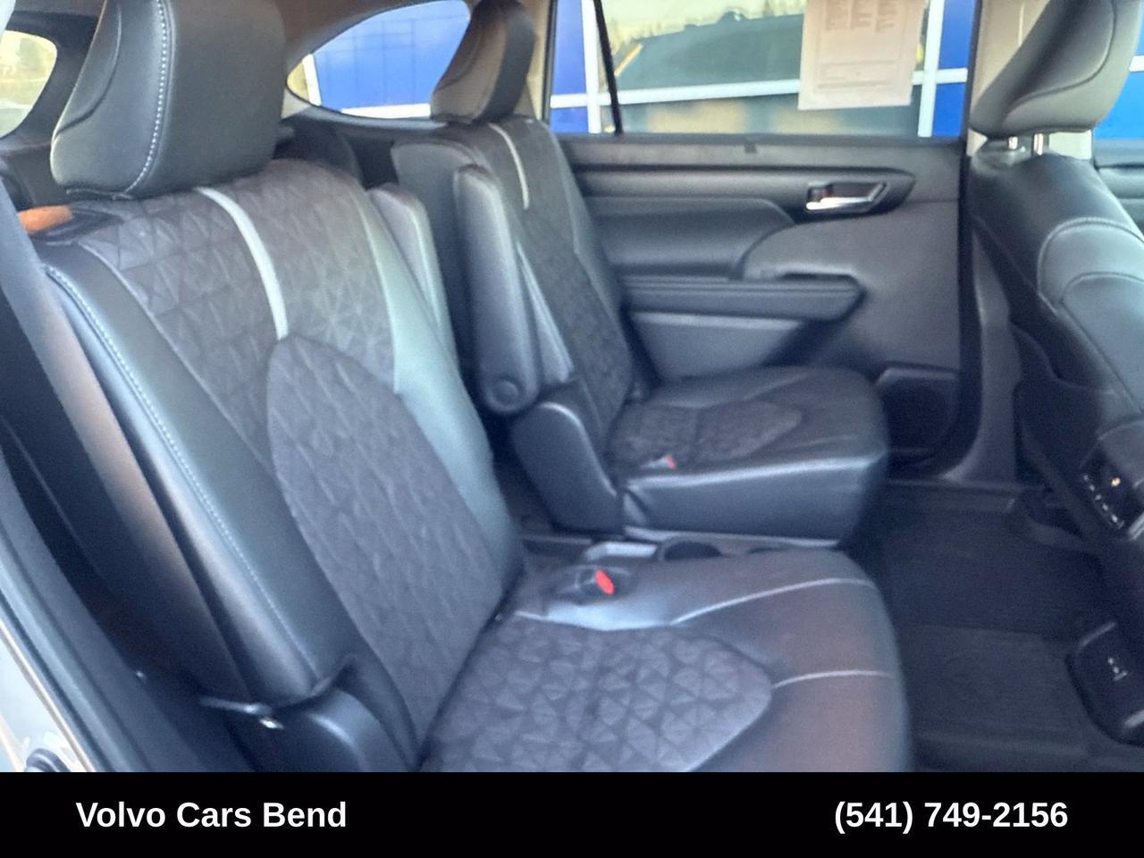 2025 Toyota Highlander Hybrid XLE Bend OR