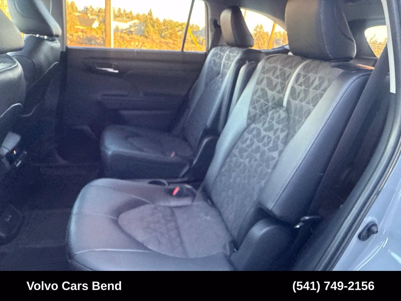 2025 Toyota Highlander Hybrid XLE Bend OR