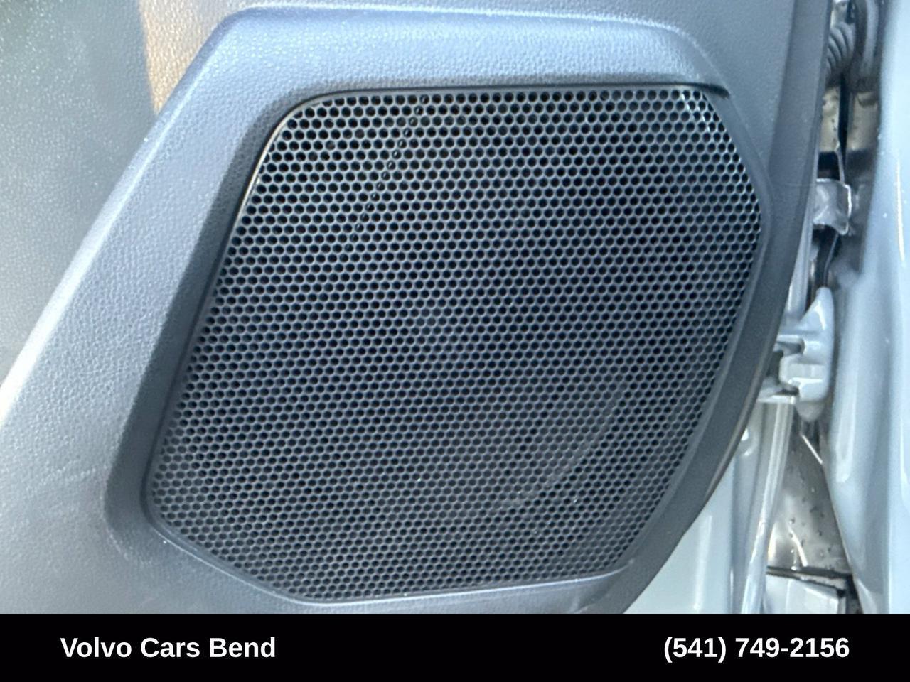 2025 Toyota Highlander Hybrid XLE Bend OR