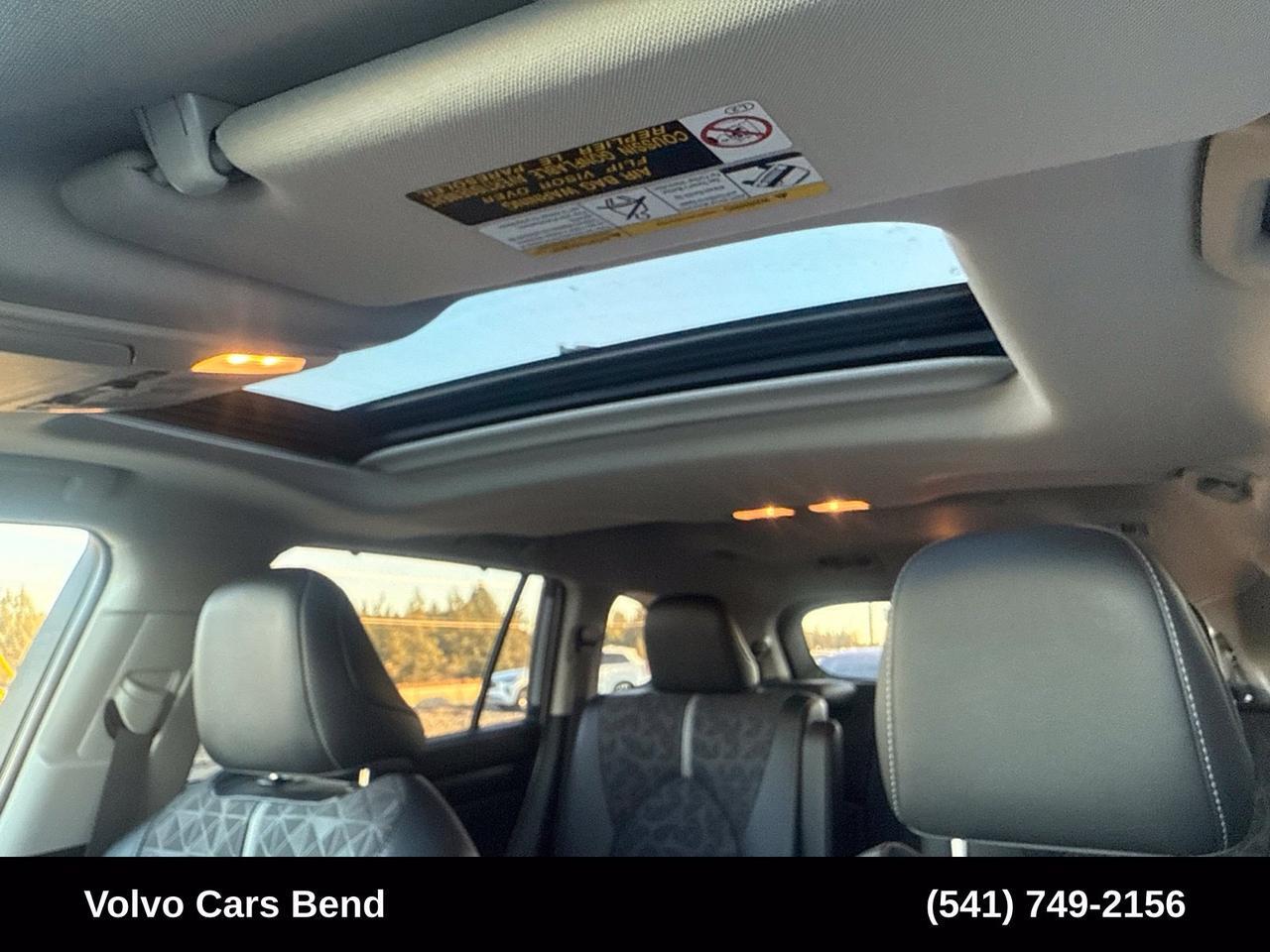 2025 Toyota Highlander Hybrid XLE Bend OR