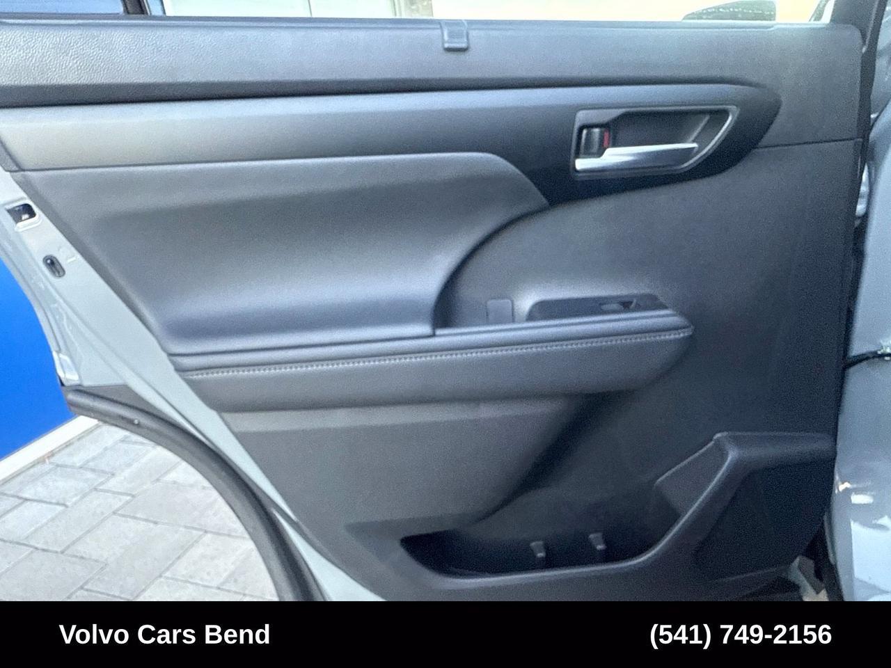 2025 Toyota Highlander Hybrid XLE Bend OR