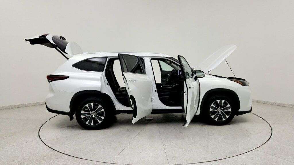 2025 Toyota Highlander Hybrid XLE Laurel MD