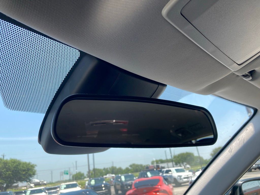 2025 Toyota Highlander LE San Antonio TX