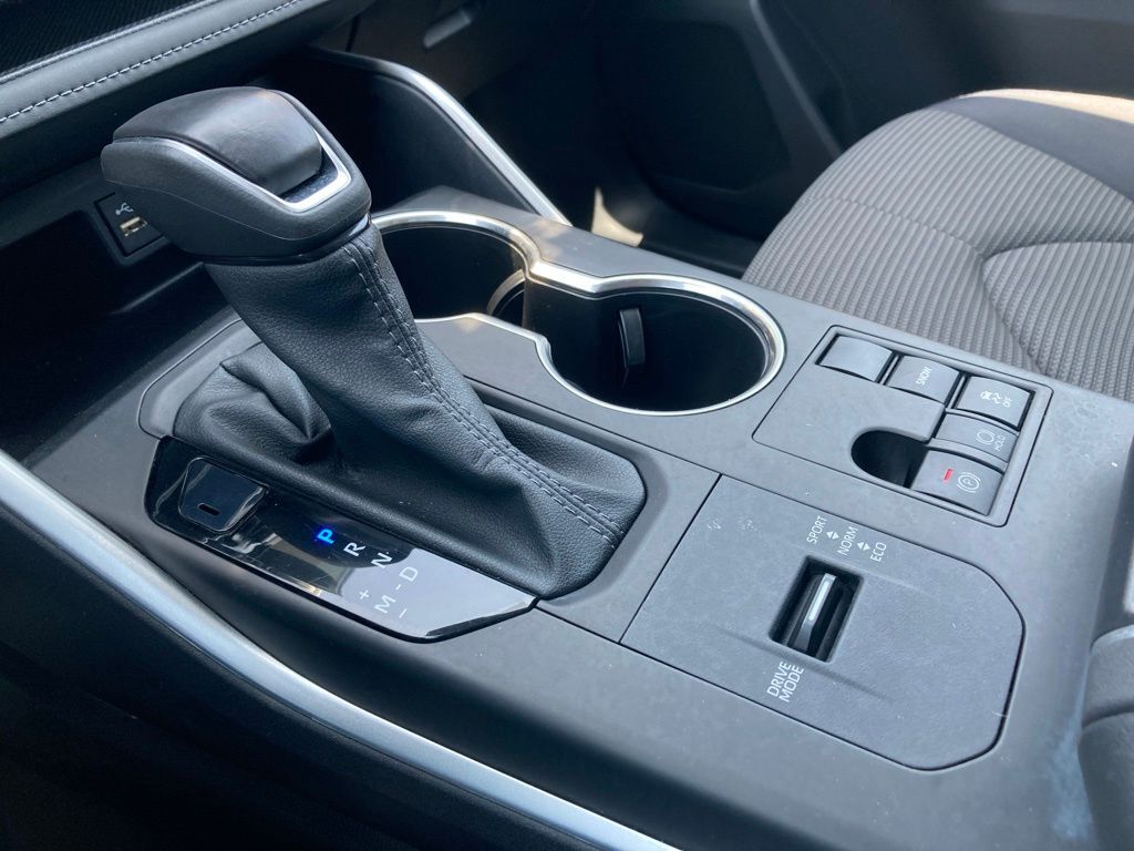2025 Toyota Highlander LE San Antonio TX