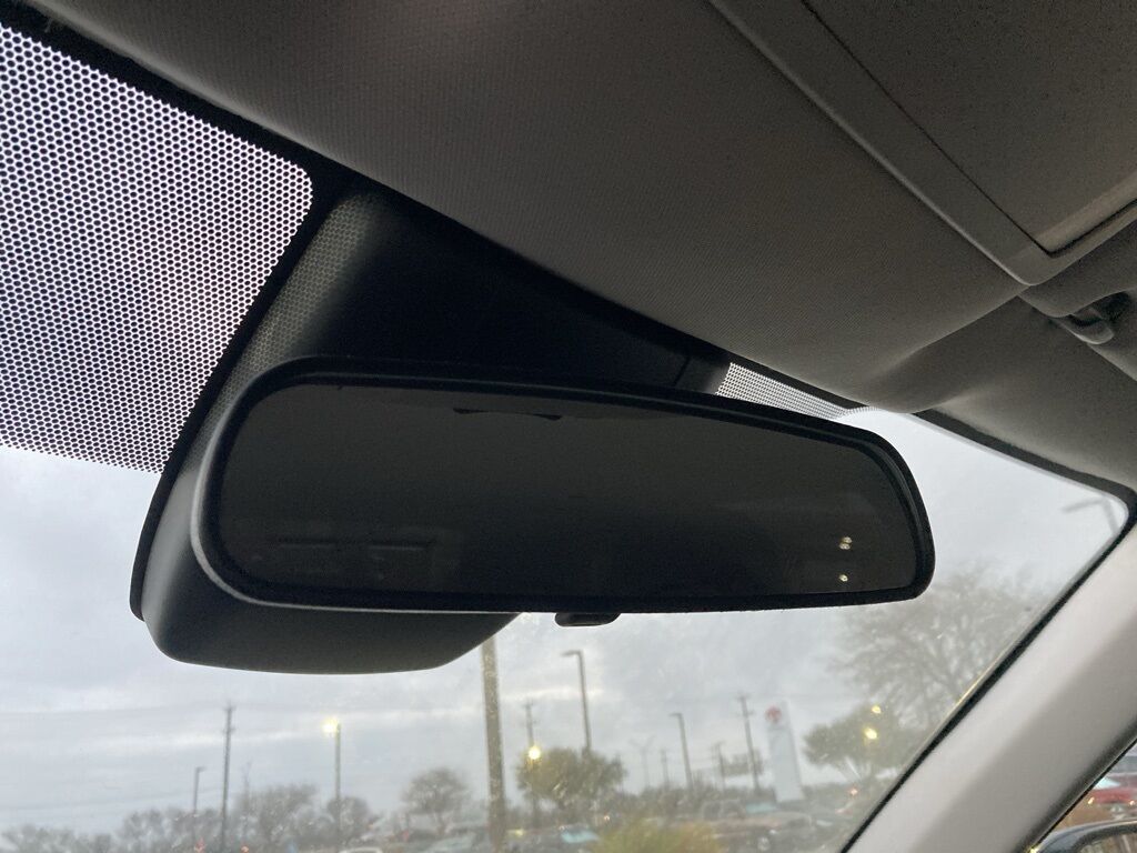 2025 Toyota Highlander LE San Antonio TX