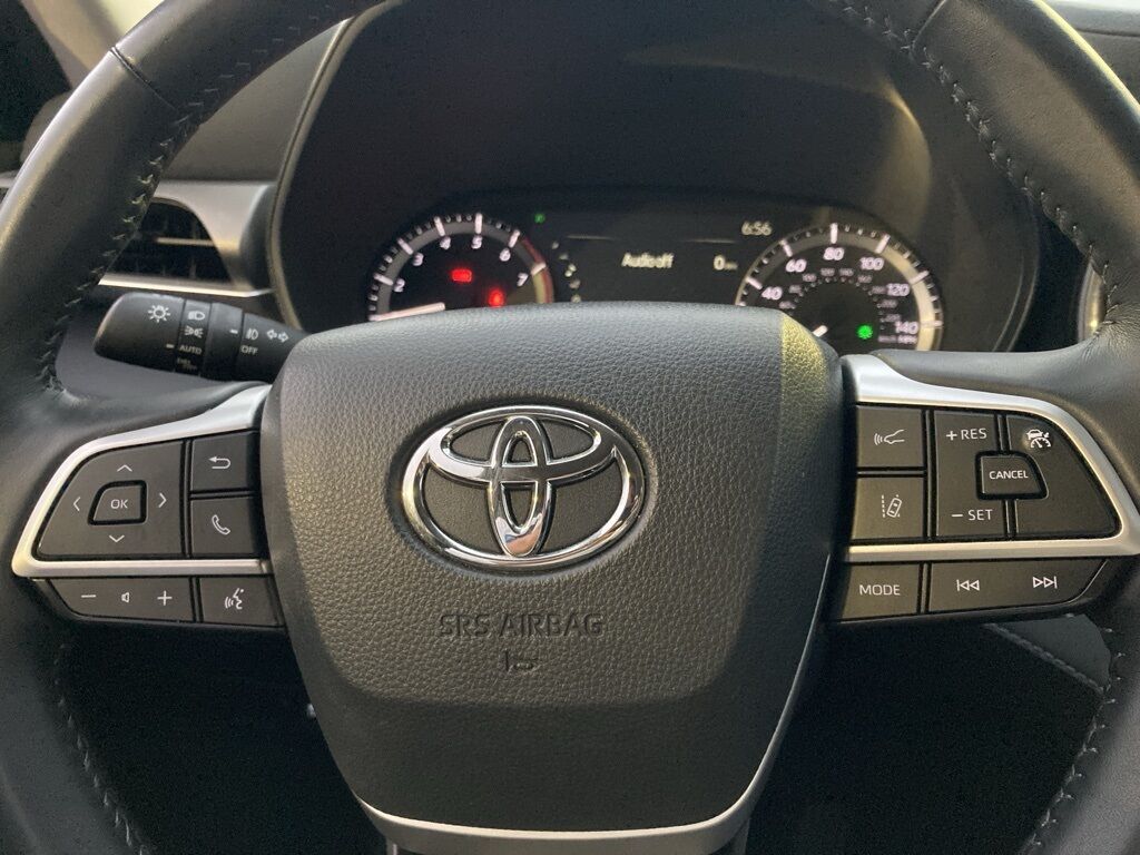 2025 Toyota Highlander LE San Antonio TX