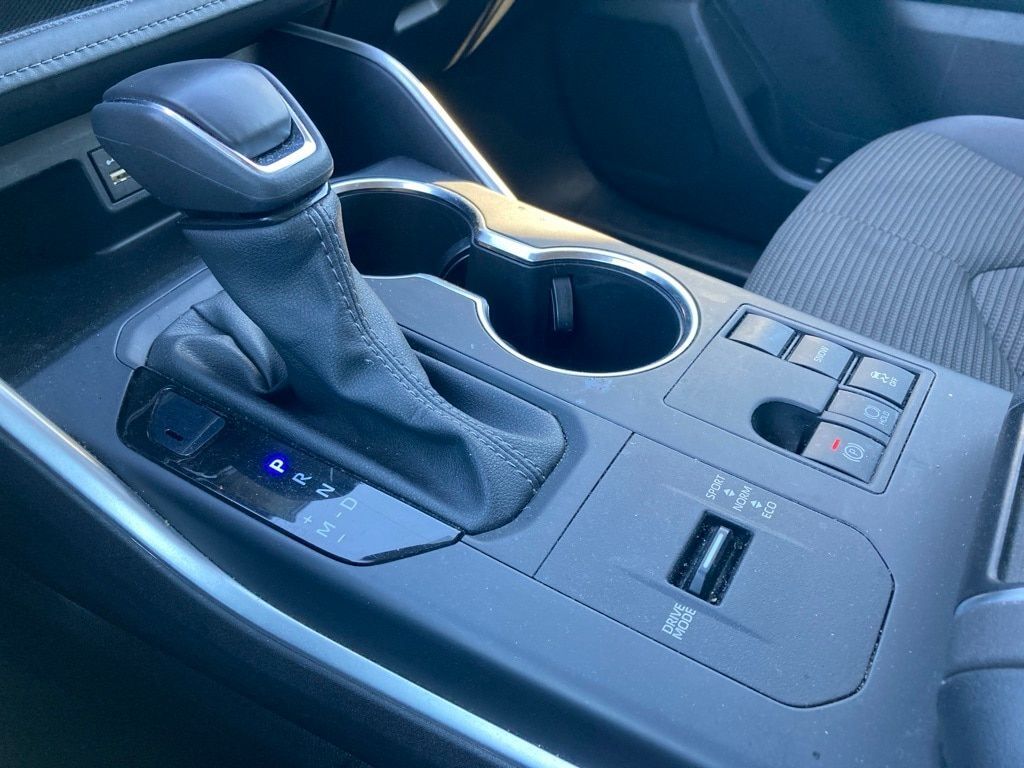 2025 Toyota Highlander LE San Antonio TX