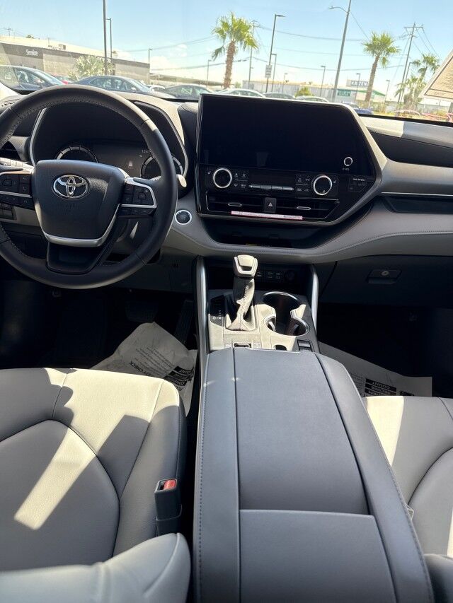 2025 Toyota Highlander LE Yuma AZ