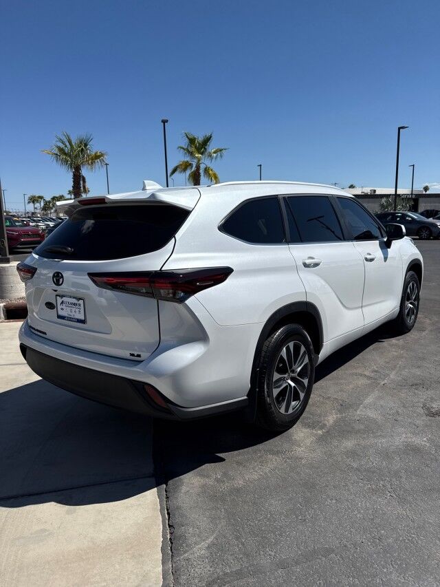 2025 Toyota Highlander LE Yuma AZ