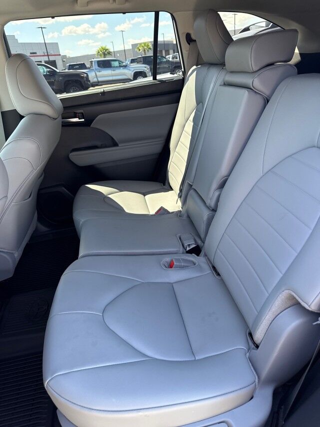 2025 Toyota Highlander LE Yuma AZ