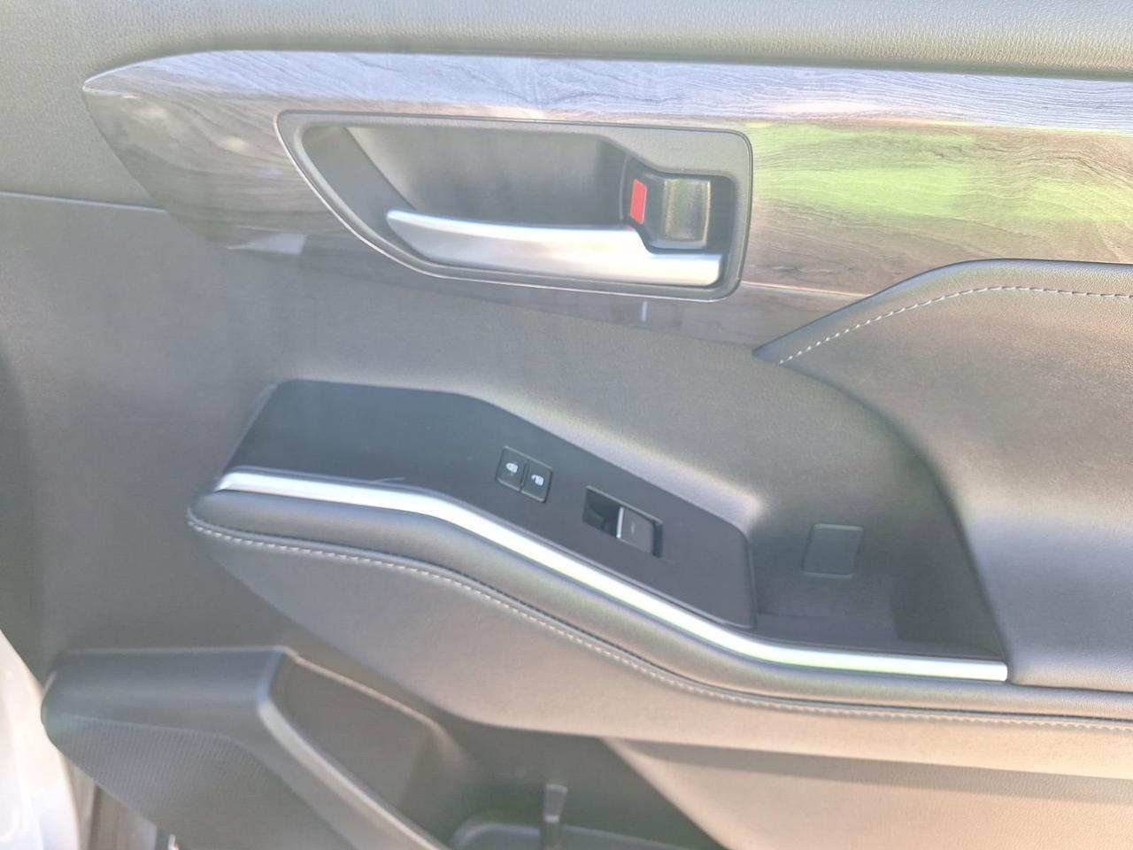 2025 Toyota Highlander Limited Hurst TX