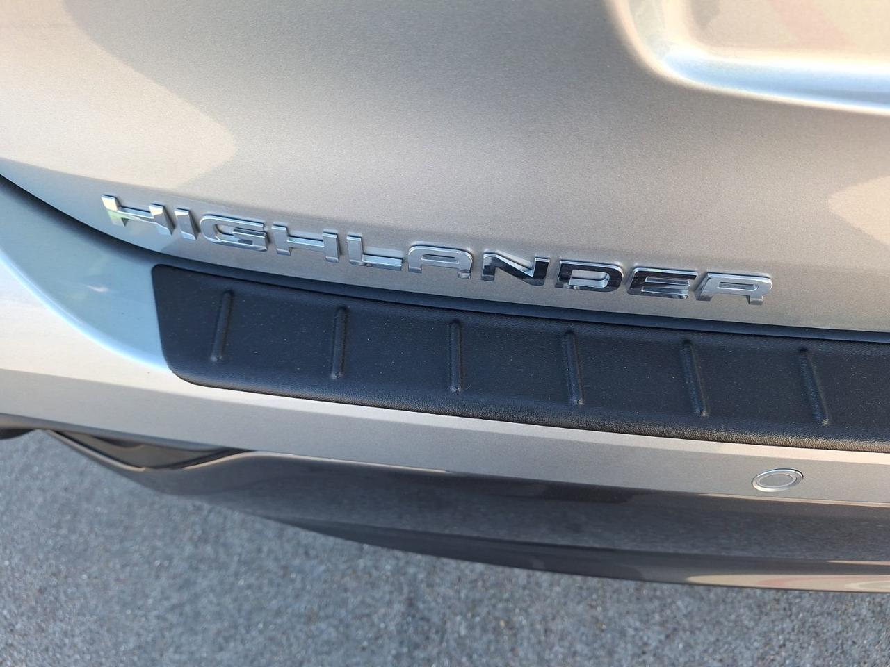 2025 Toyota Highlander Limited Hurst TX