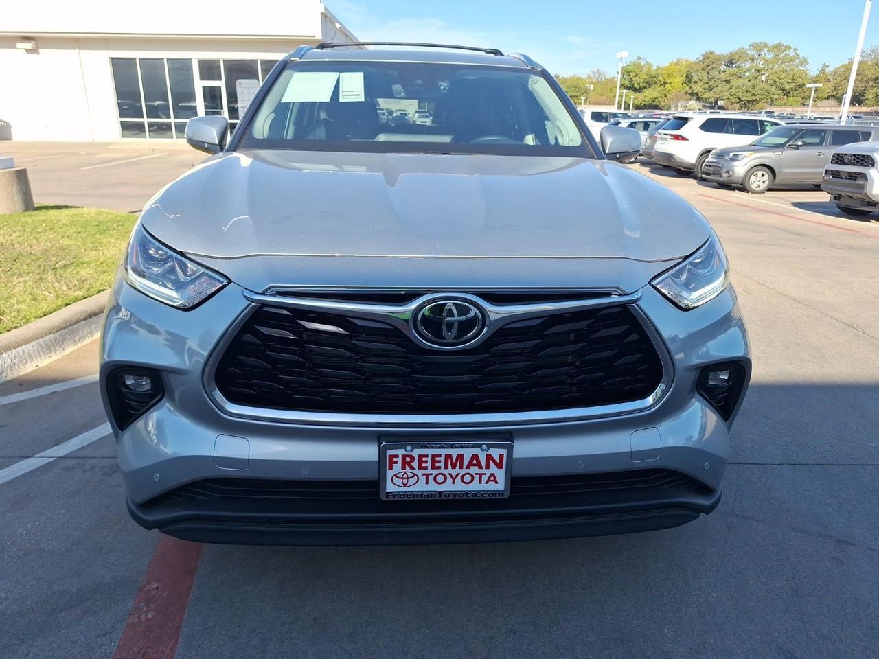 2025 Toyota Highlander Limited Hurst TX