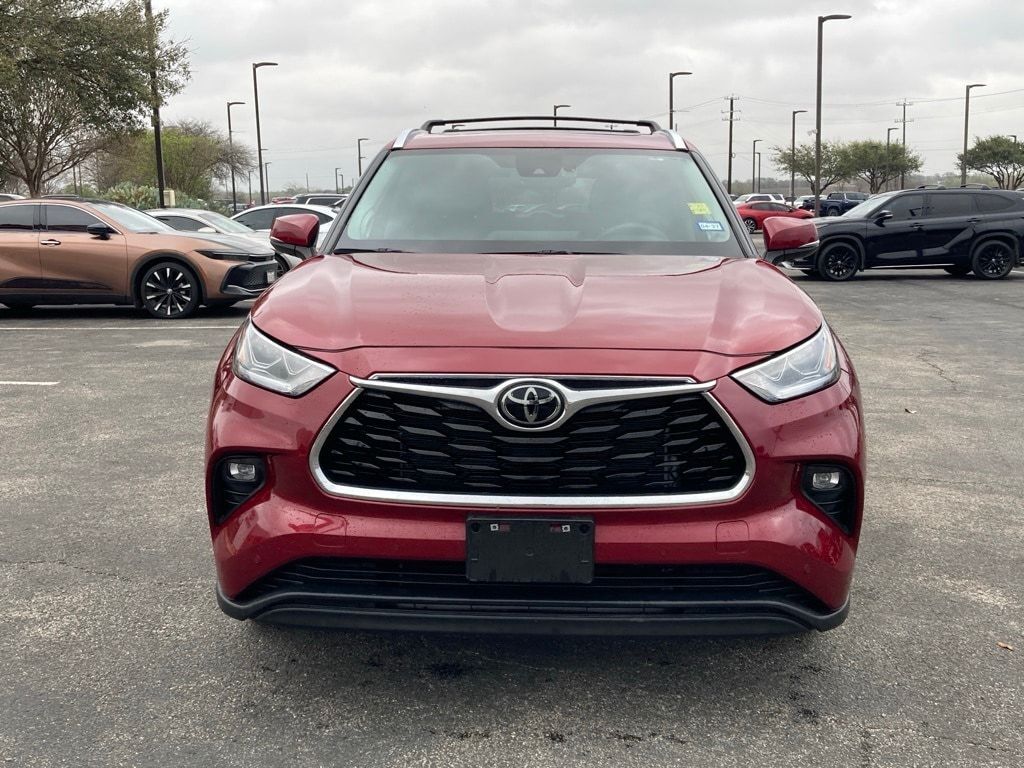 2025 Toyota Highlander Limited
