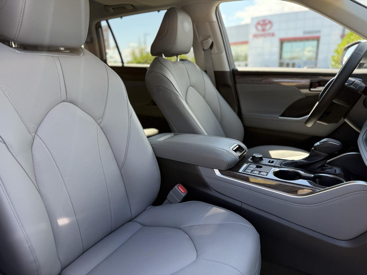 2025 Toyota Highlander Limited Stafford VA