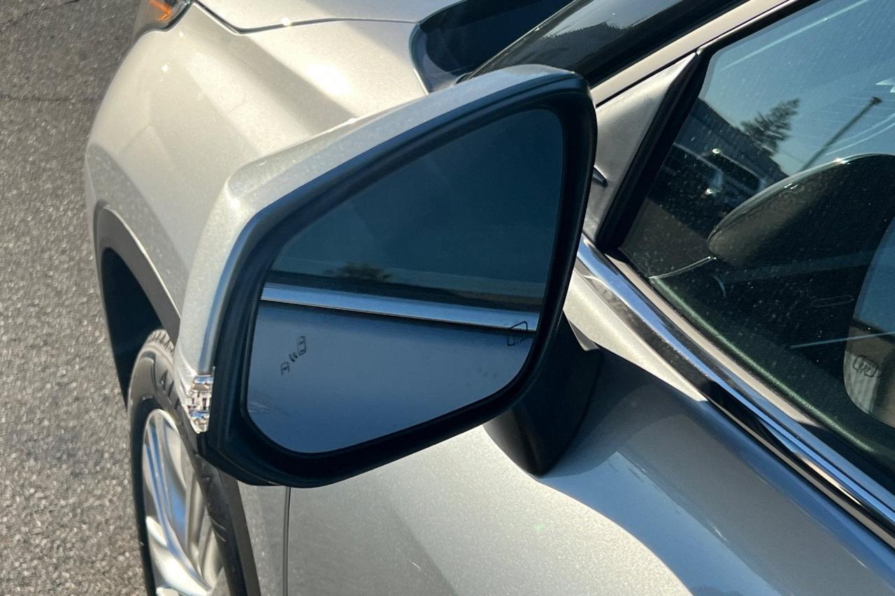 2025 Toyota Highlander Platinum Roseville CA