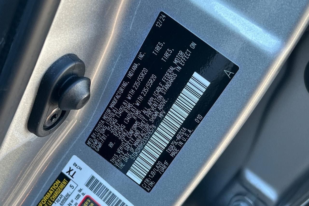 2025 Toyota Highlander Platinum Roseville CA