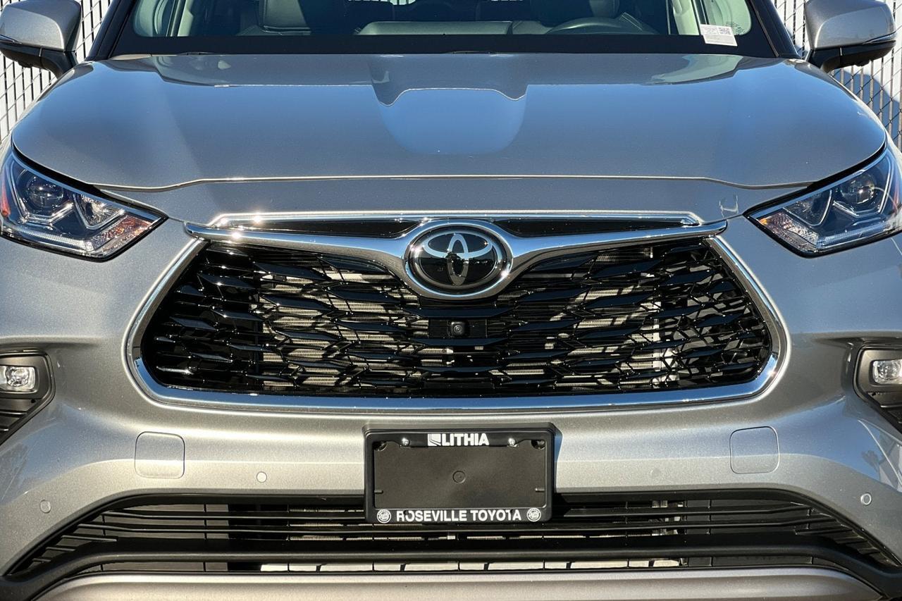2025 Toyota Highlander Platinum Roseville CA
