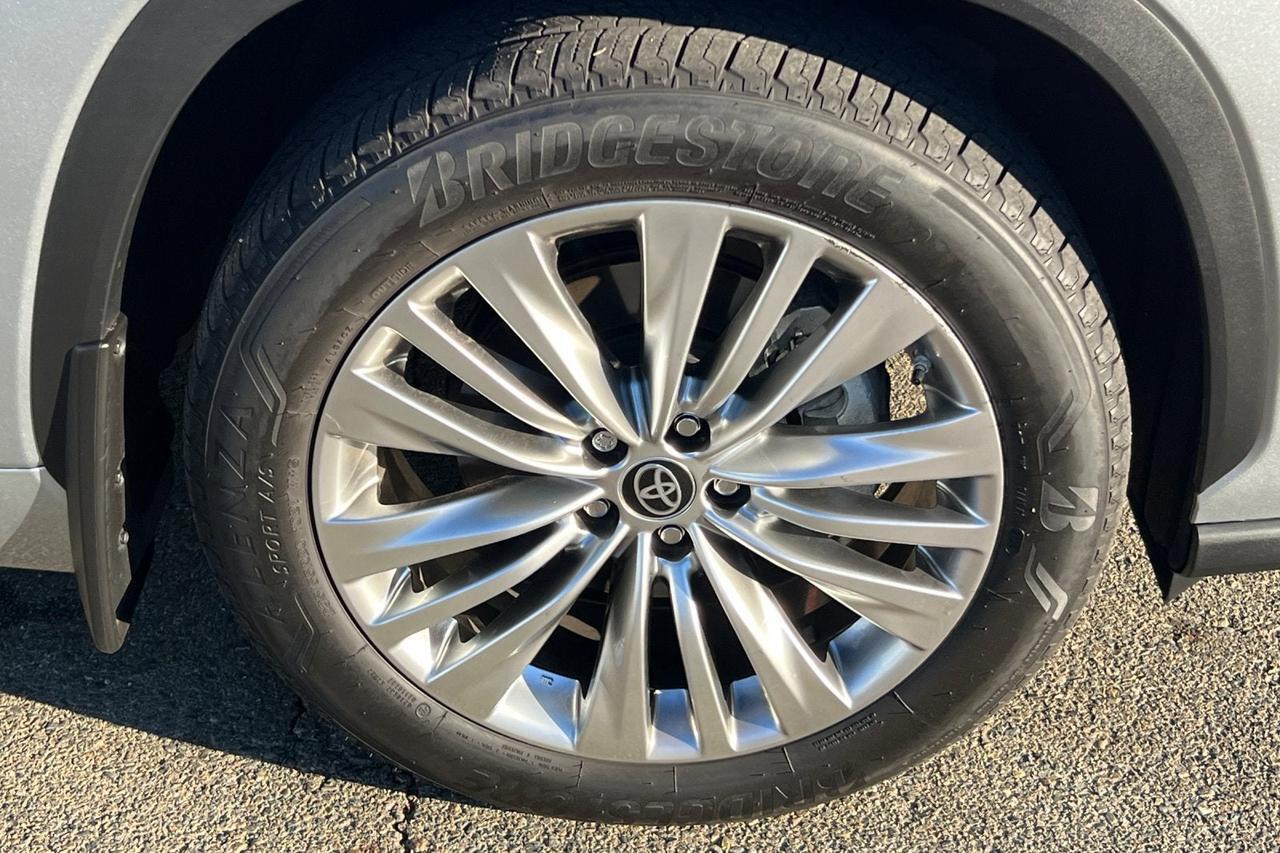 2025 Toyota Highlander Platinum Roseville CA