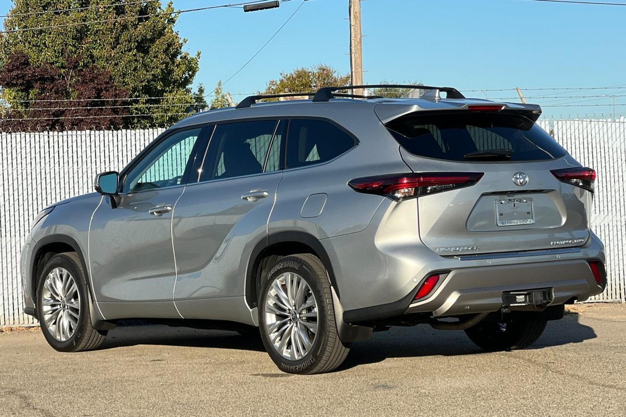 2025 Toyota Highlander Platinum Roseville CA