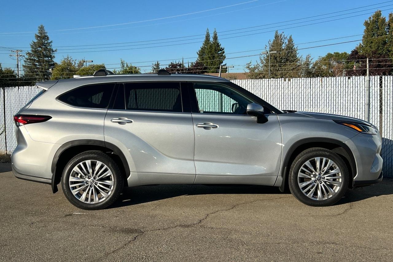 2025 Toyota Highlander Platinum Roseville CA