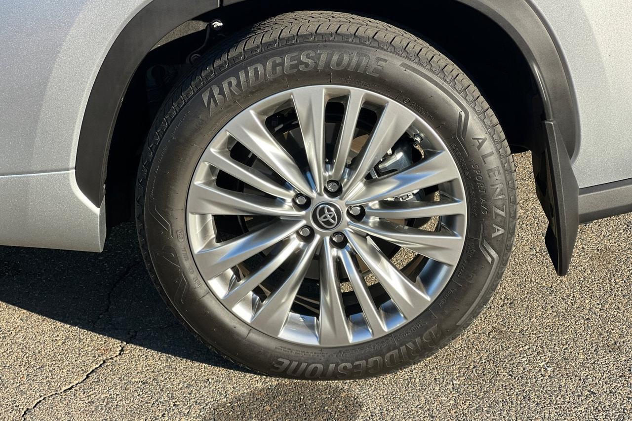 2025 Toyota Highlander Platinum Roseville CA