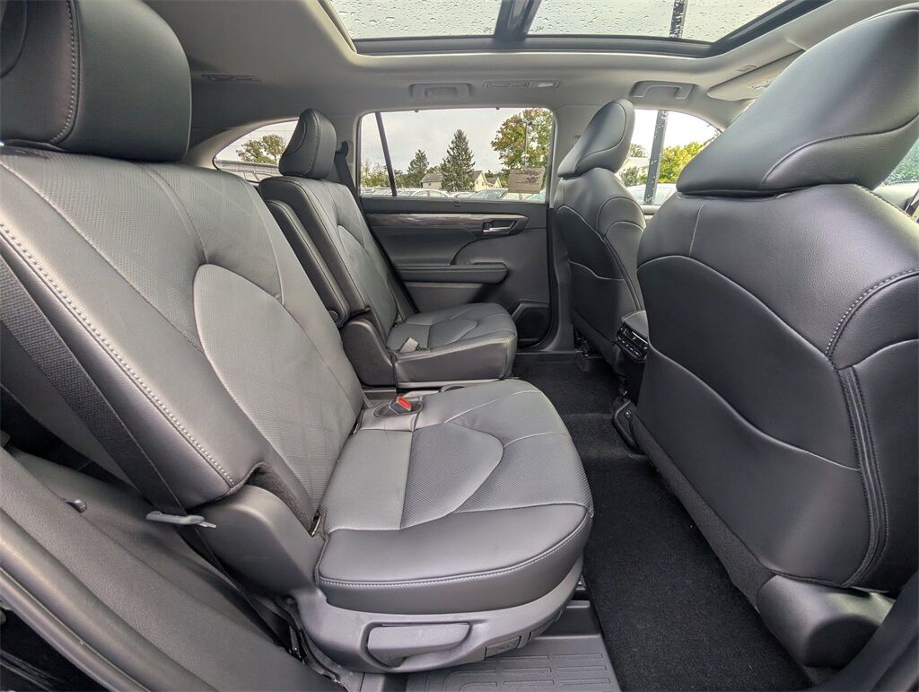 2025 Toyota Highlander Platinum Cockeysville MD