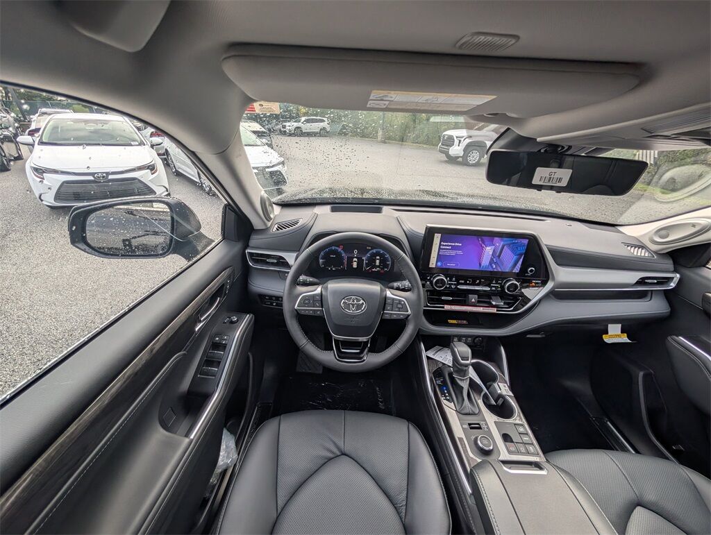 2025 Toyota Highlander Platinum Cockeysville MD
