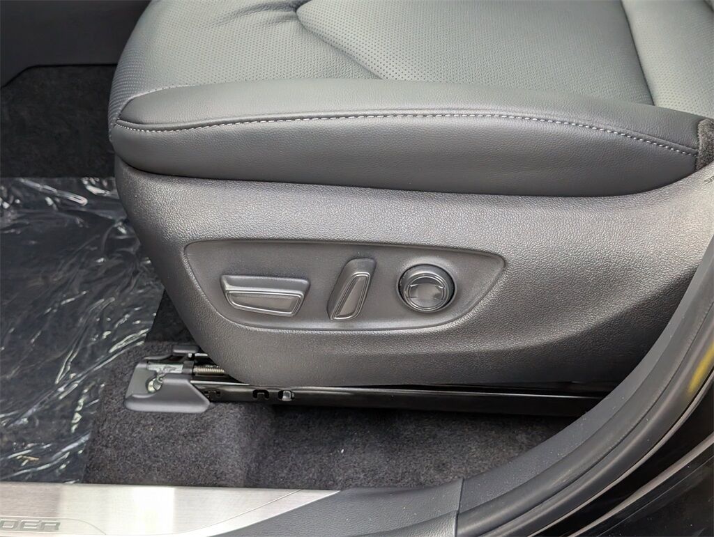 2025 Toyota Highlander Platinum Cockeysville MD