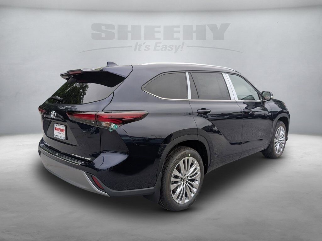 2025 Toyota Highlander Platinum