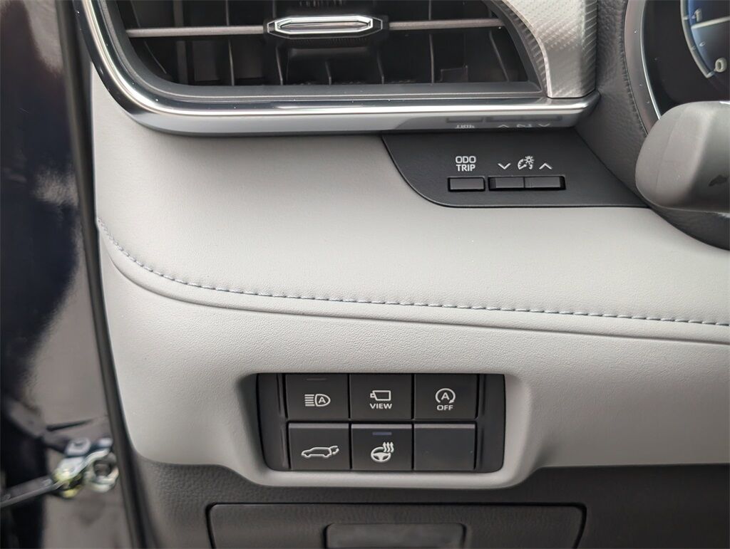 2025 Toyota Highlander Platinum