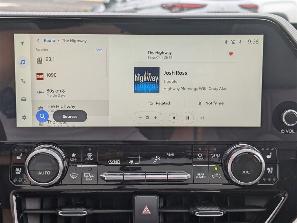 2025 Toyota Highlander Platinum