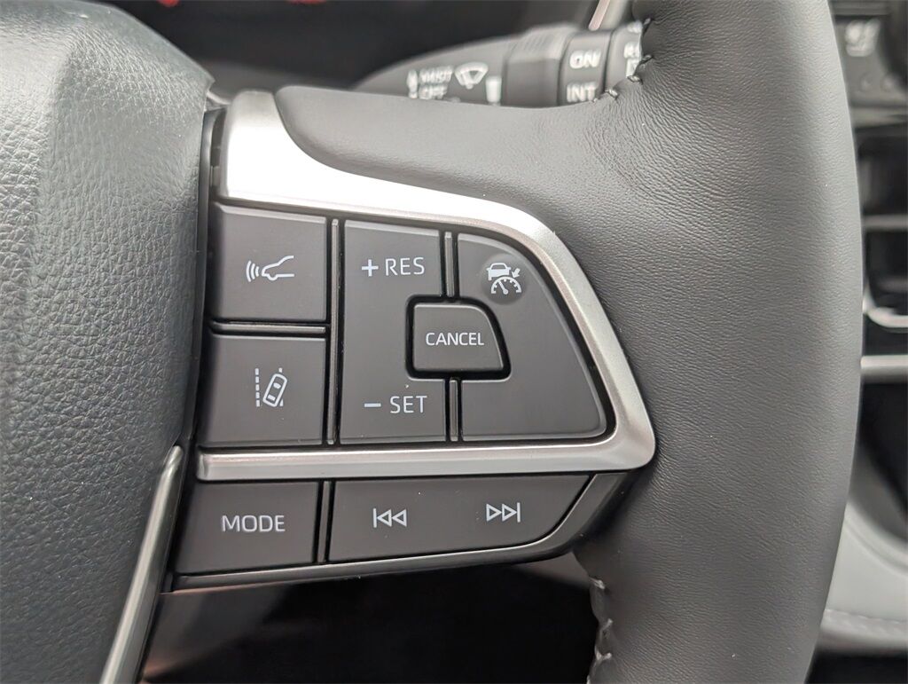 2025 Toyota Highlander Platinum