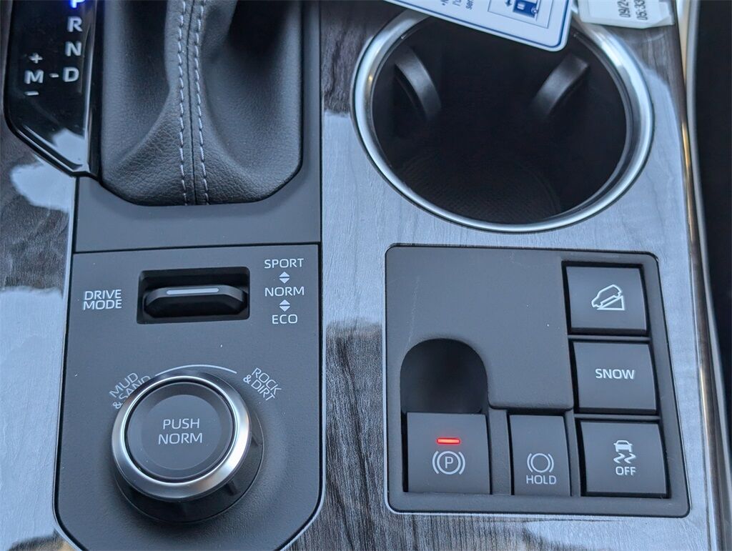 2025 Toyota Highlander Platinum Cockeysville MD