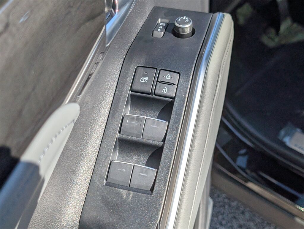 2025 Toyota Highlander Platinum Cockeysville MD