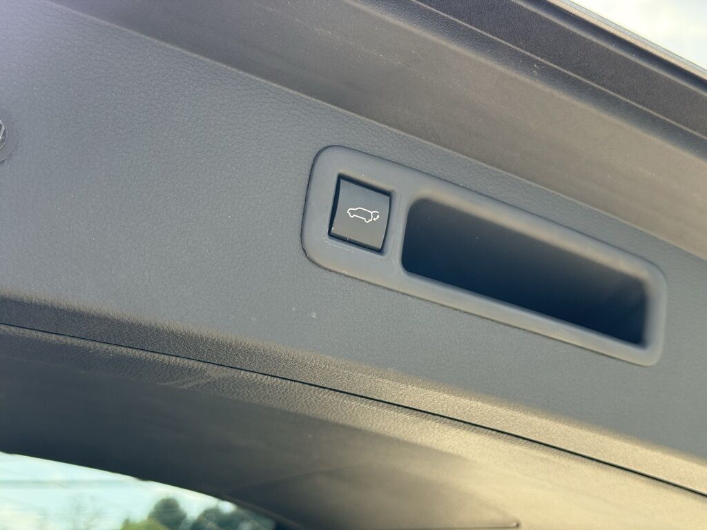 2025 Toyota Highlander XLE Crestwood KY