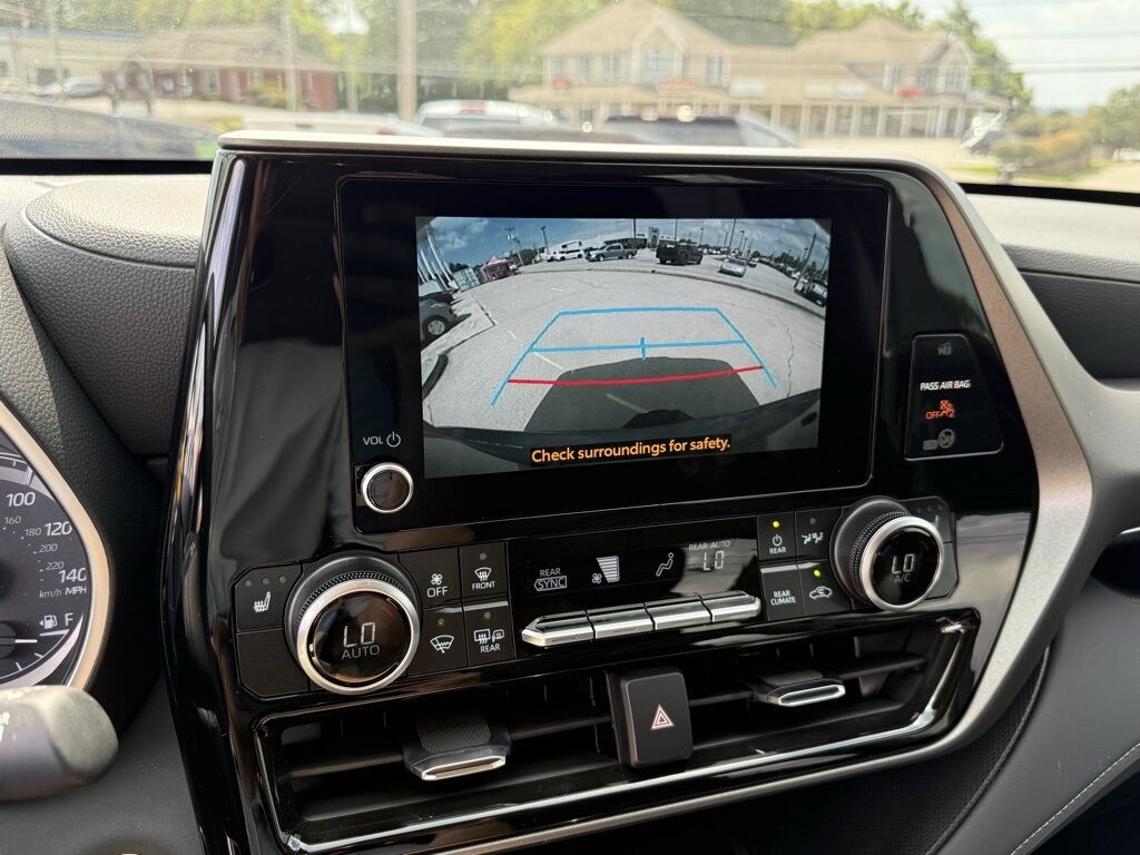 2025 Toyota Highlander XLE Crestwood KY
