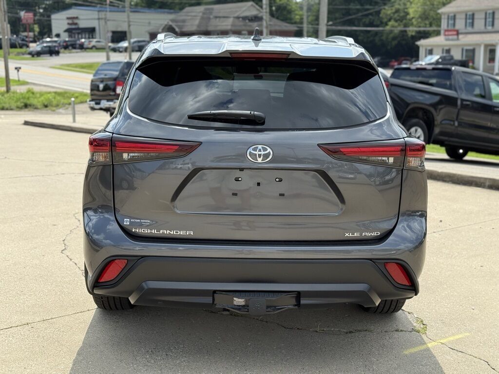 2025 Toyota Highlander XLE Crestwood KY