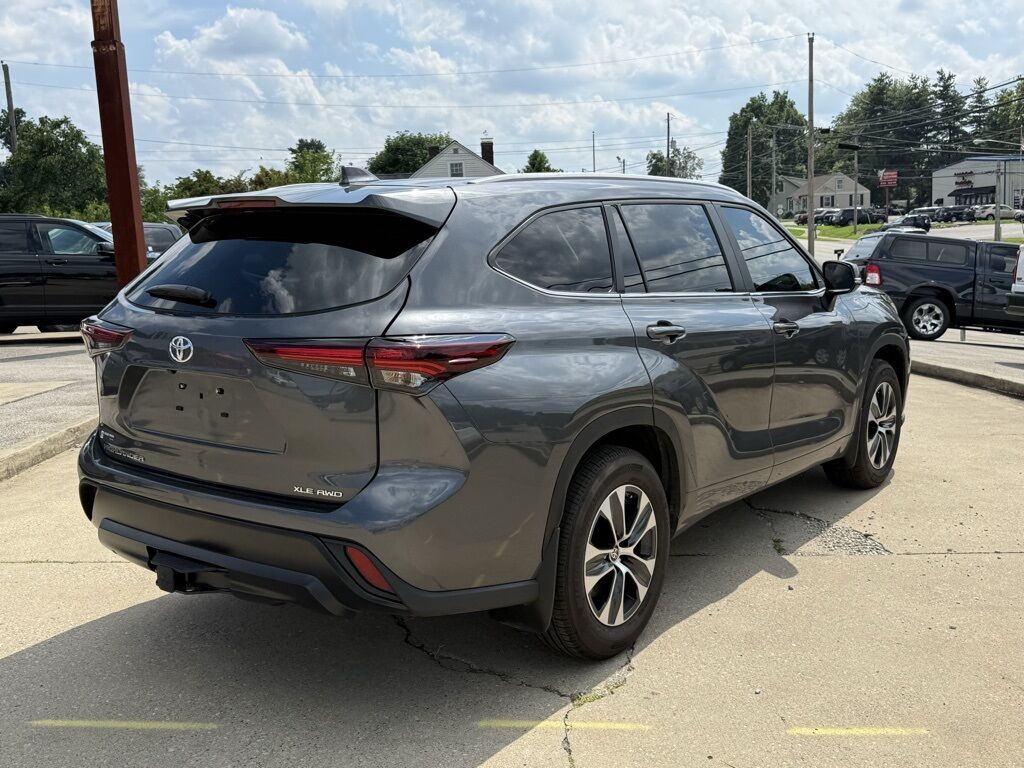 2025 Toyota Highlander XLE Crestwood KY