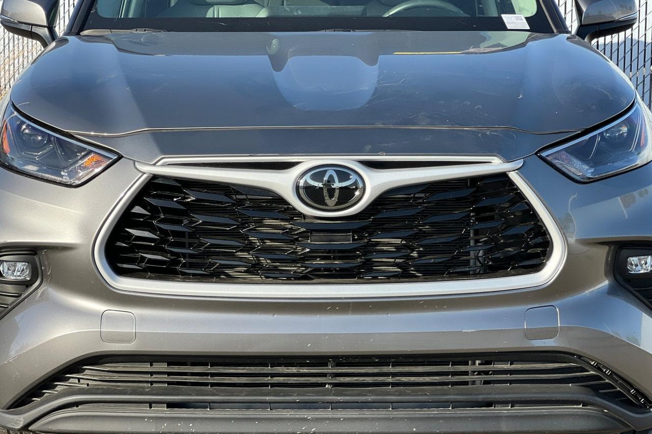 2025 Toyota Highlander XLE Roseville CA
