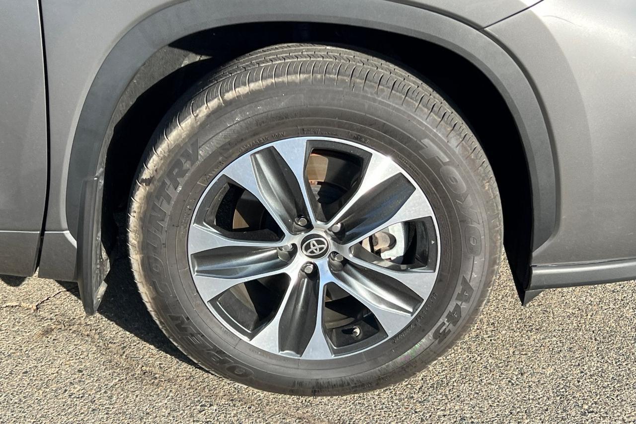 2025 Toyota Highlander XLE Roseville CA