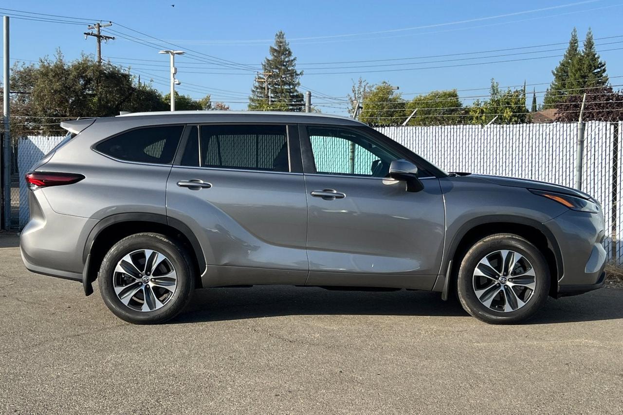 2025 Toyota Highlander XLE Roseville CA
