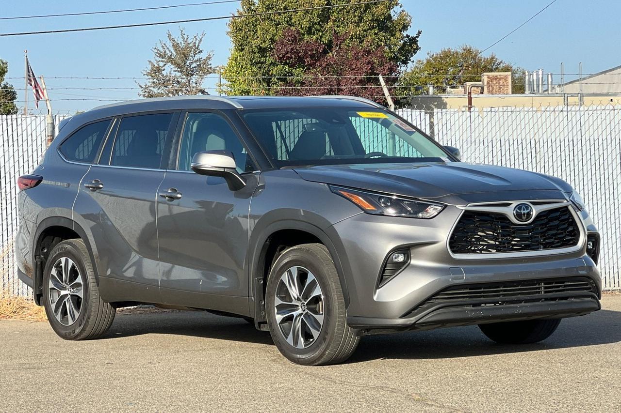 2025 Toyota Highlander XLE Roseville CA
