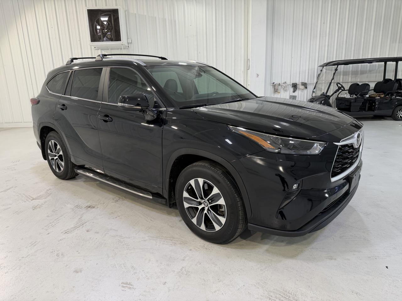 2025 Toyota Highlander XLE San Antonio TX