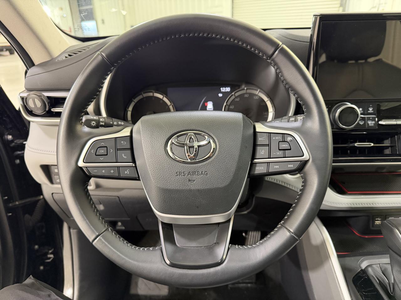 2025 Toyota Highlander XLE San Antonio TX