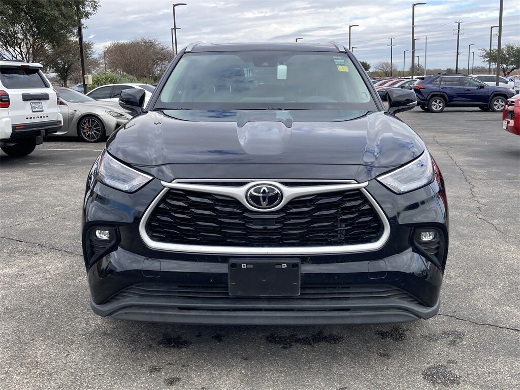 2025 Toyota Highlander XLE San Antonio TX