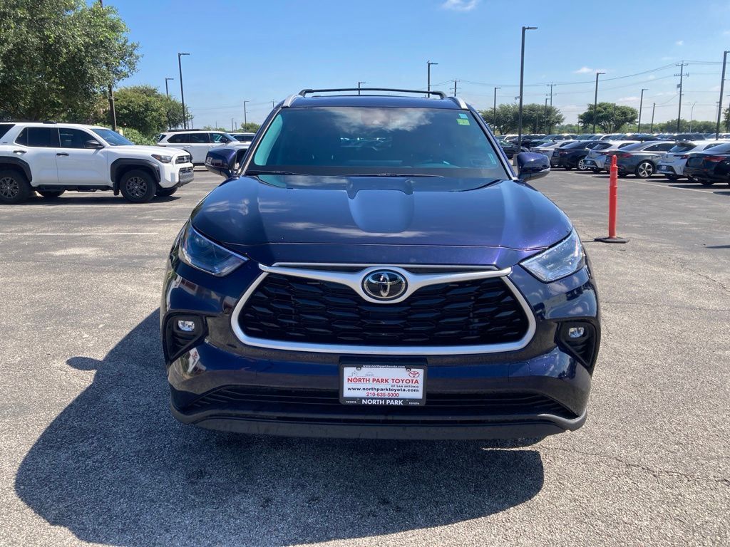 2025 Toyota Highlander XLE San Antonio TX