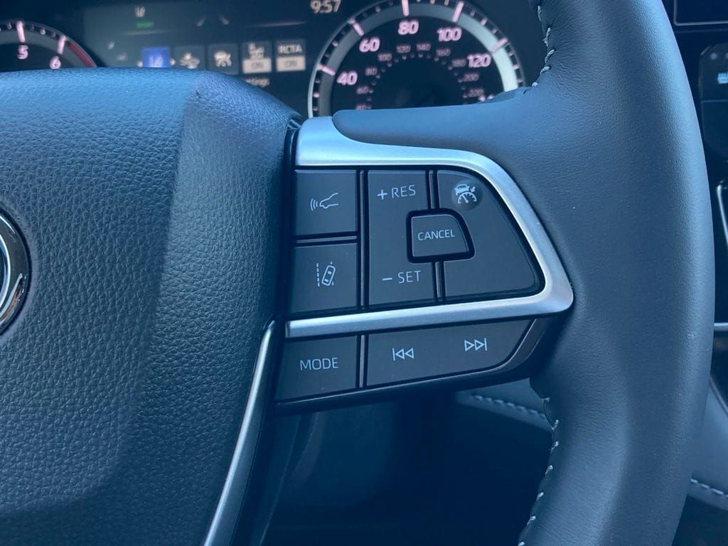 2025 Toyota Highlander XLE San Antonio TX